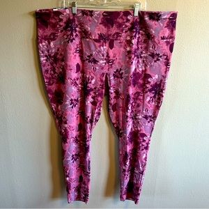 NWT - TERRA & SKY high rise fitted leggings. Size 4X (28W – 30 W).